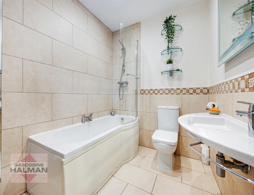 Images for Bramhall Lane South, Bramhall