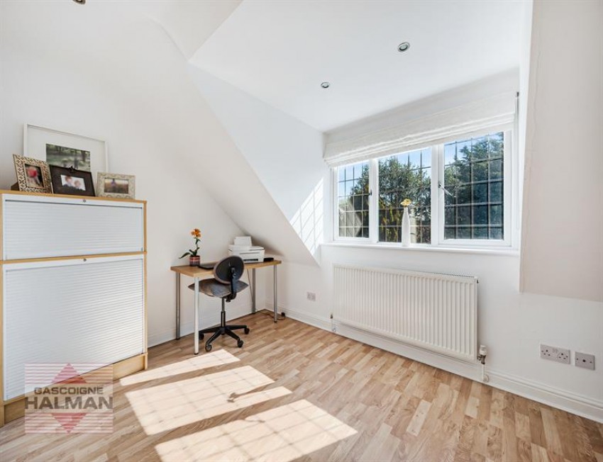 Images for Bramhall Lane South, Bramhall