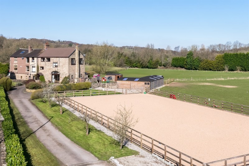 The Barn, Strines