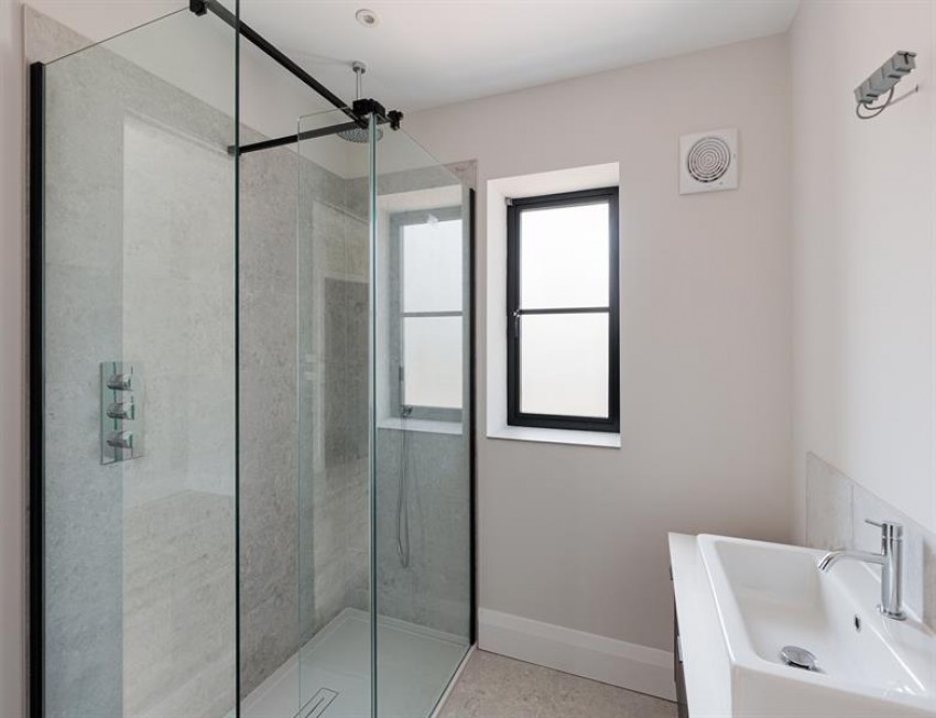 Images for Incredible bespoke residence within walking distance of Kelsall village centre