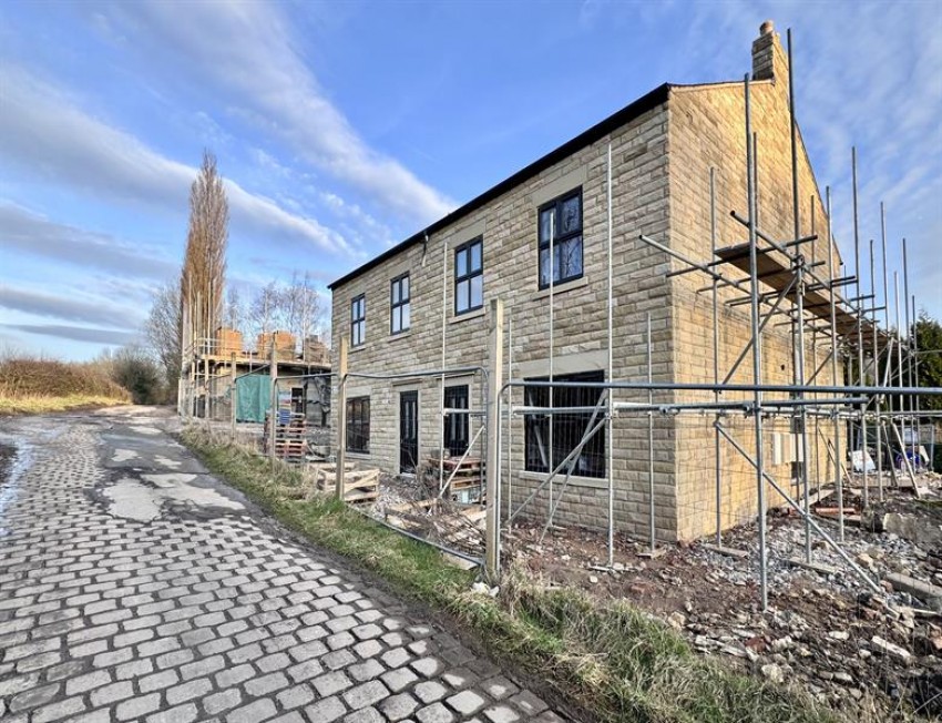 Images for Adderley Place, Glossop