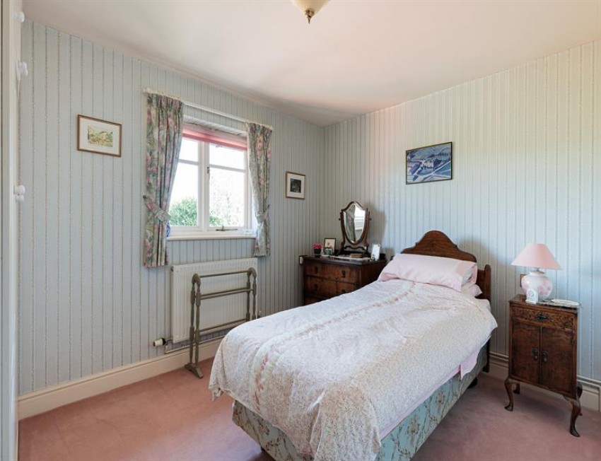 Images for Just under 2900 square feet and circa half an acre in Aston Lane