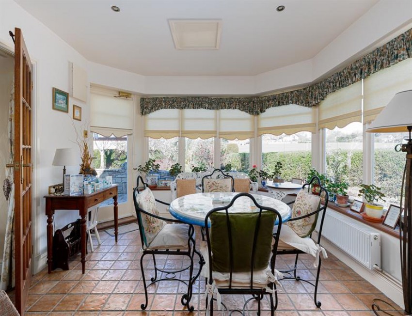 Images for Just under 2900 square feet and circa half an acre in Aston Lane