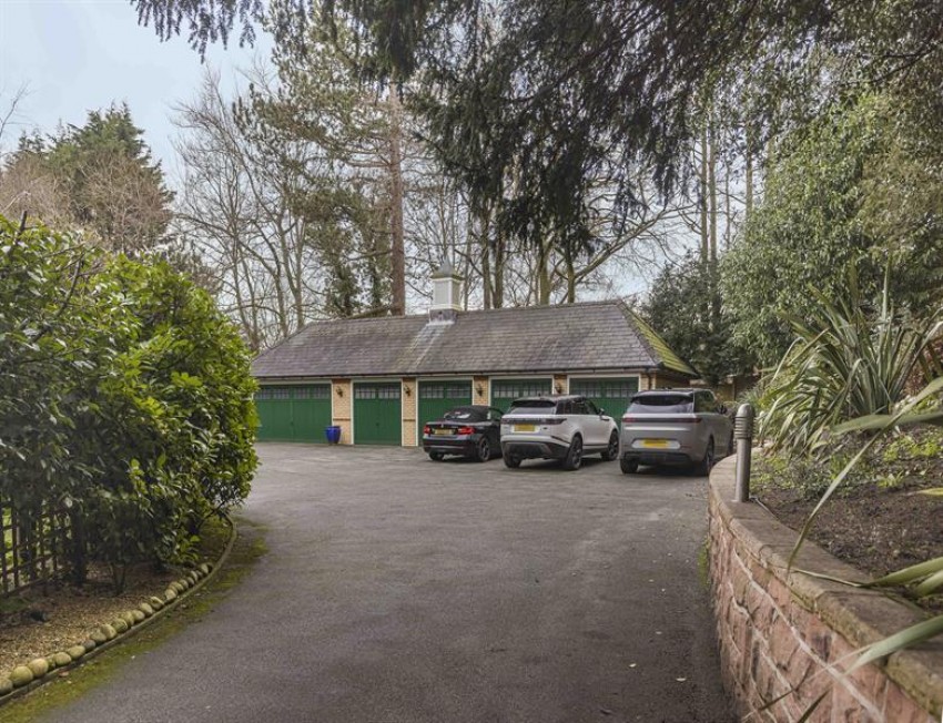 Images for Hazelmere, The Springs, Bowdon- First Floor Apartment with Garage