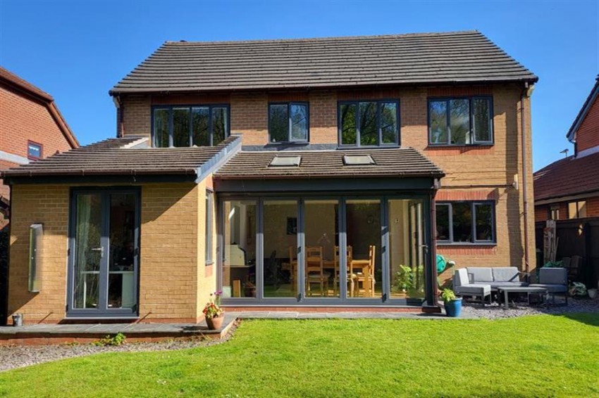Images for Barshaw Gardens, Appleton, Warrington