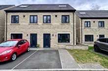 Images for Park View, Hadfield, Glossop