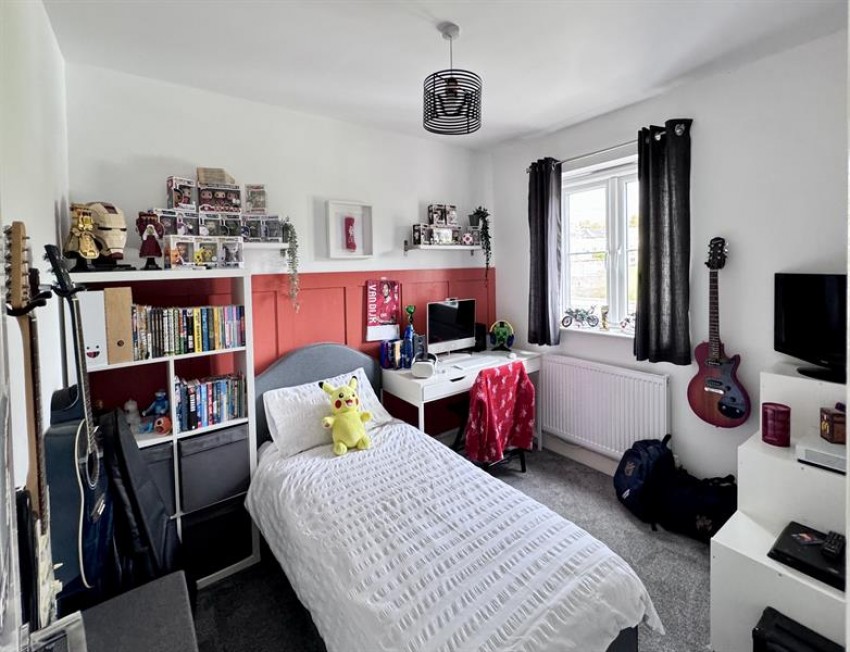 Images for Park View, Hadfield, Glossop