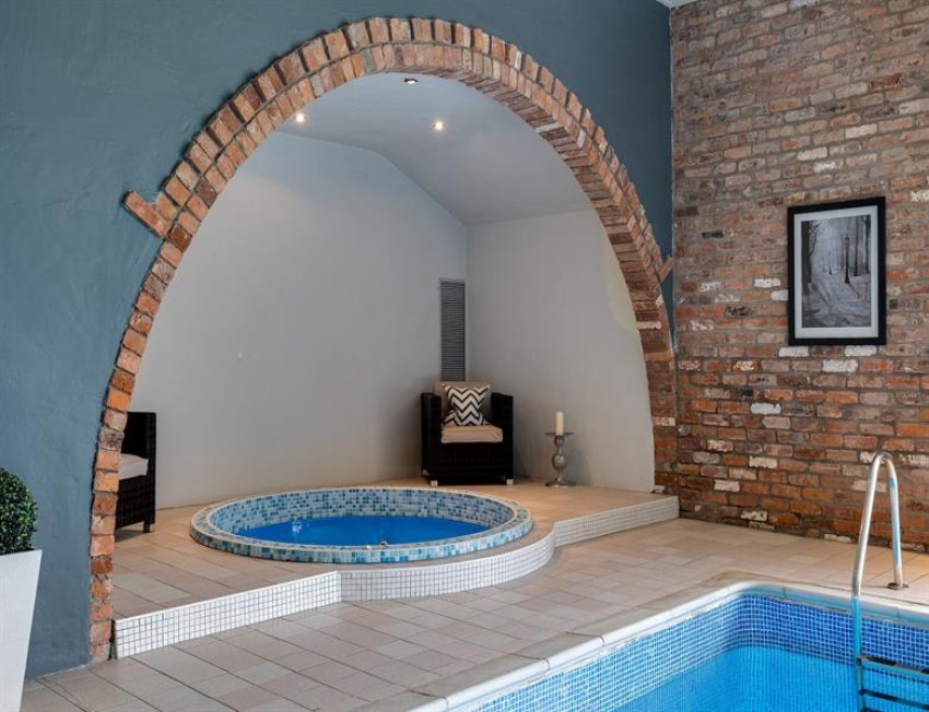 Images for Outstanding country house in over seven acres, just outside Tattenhall village