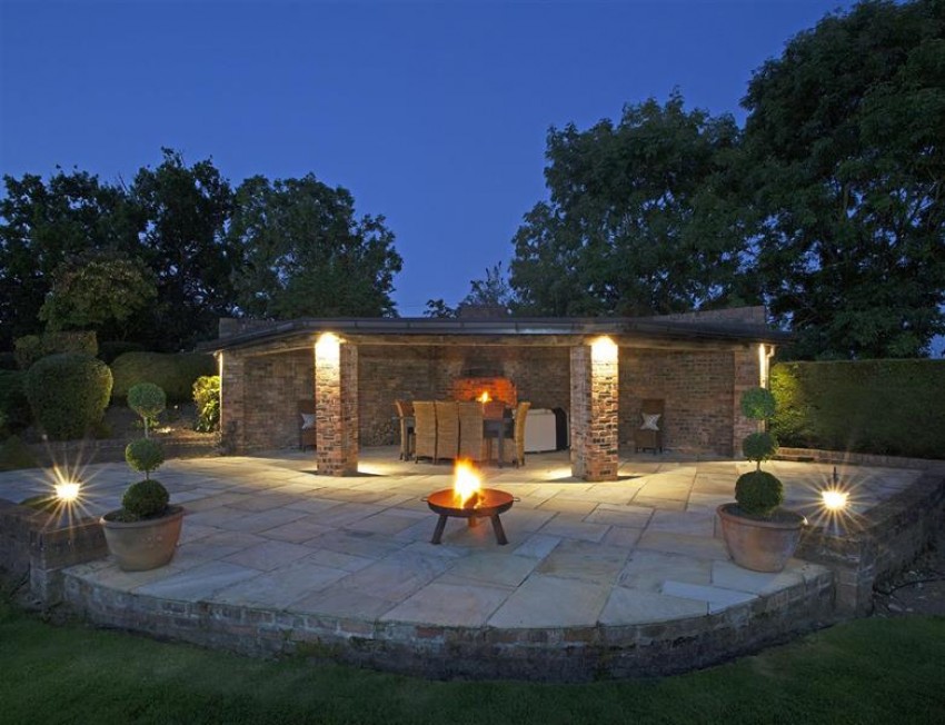 Images for Outstanding country house in over seven acres, just outside Tattenhall village