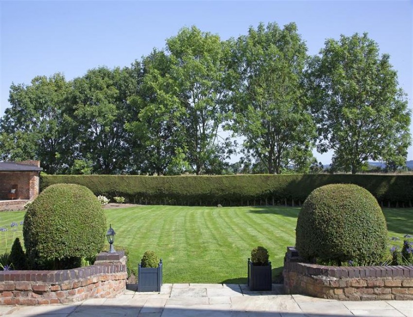 Images for Outstanding country house in over seven acres, just outside Tattenhall village