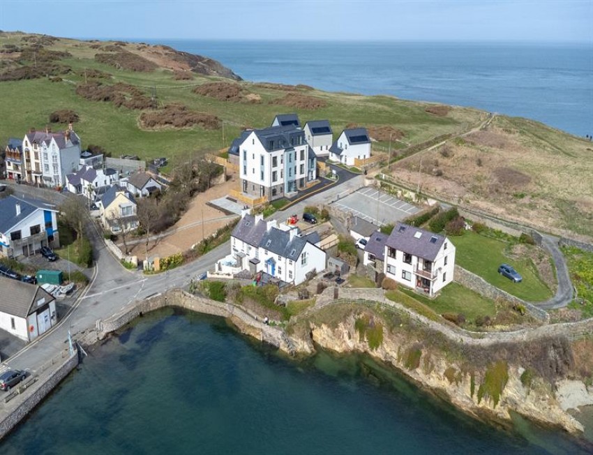 Images for Tai Porth Llechog, Bull Bay, Amlwch