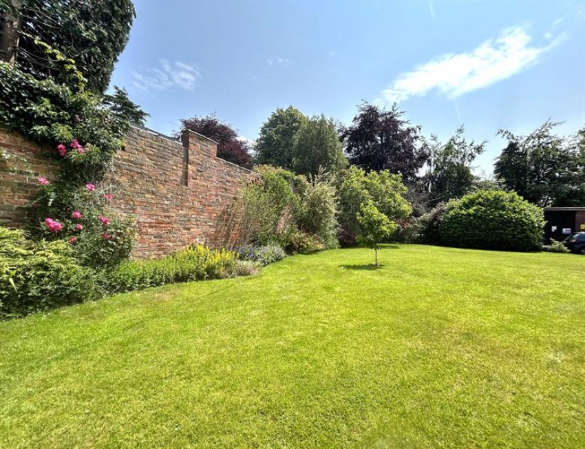 Images for Fulshaw Court, Wilmslow