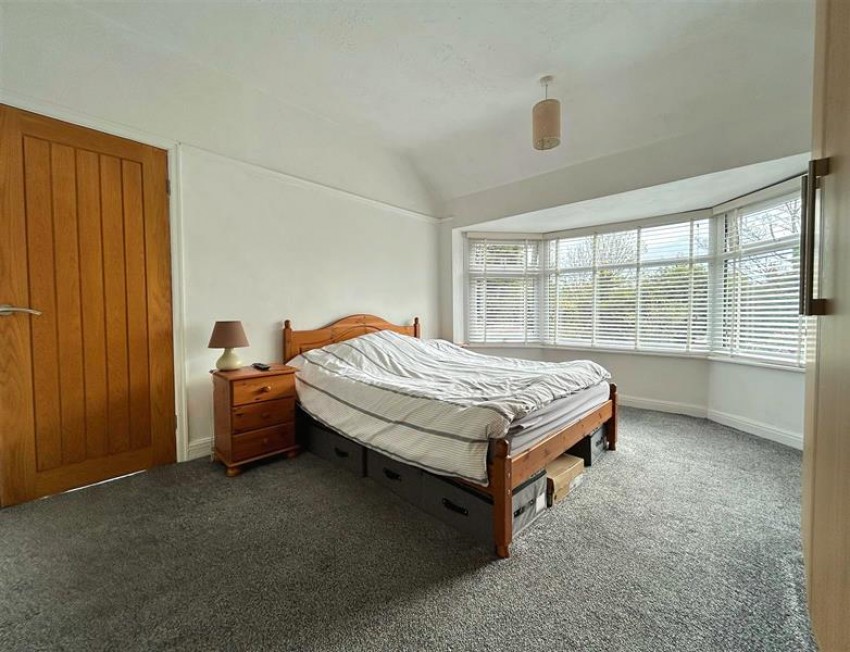 Images for Barnfield Crescent, Sale