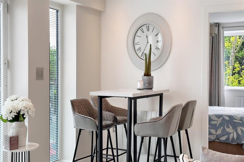 Images for Queensway, Poynton