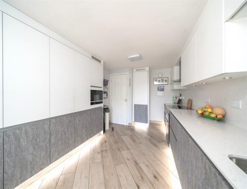 Images for Mayflower Close, Glossop