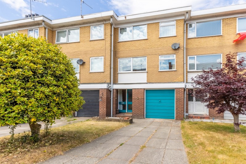 Sandfields, Frodsham