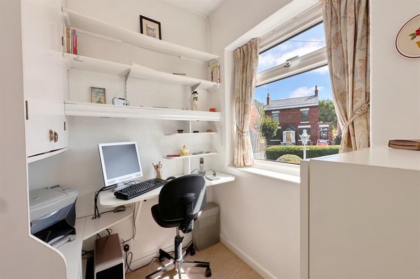 Images for Coppice Road, Poynton