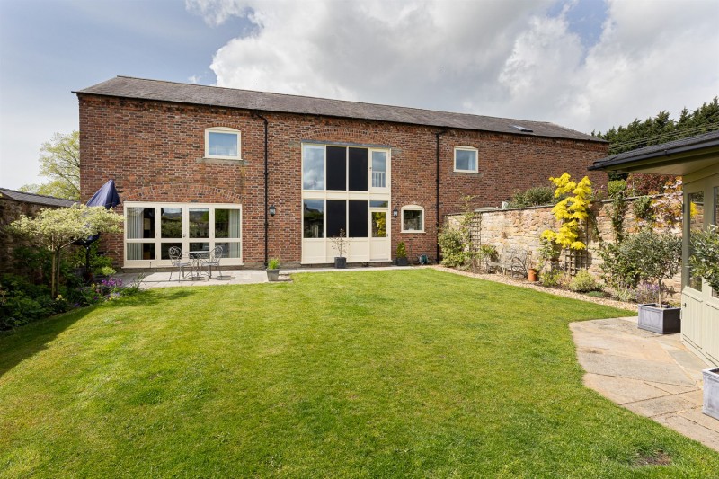 A splendid barn with south facing garden off Hall Lane, Kelsall