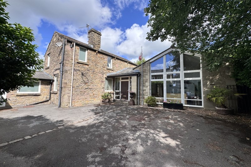 Manchester Road, Chapel-En-Le-Frith, High Peak