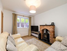 Images for Modern cottage with gated entrance and private driveway in Alpraham