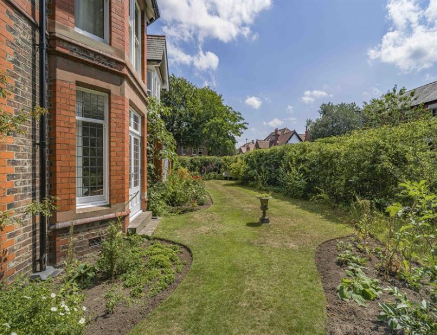 Images for Balmoral Road, Grappenhall, Warrington