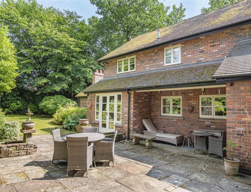 Images for Woodlands Crescent, High Legh, Knutsford