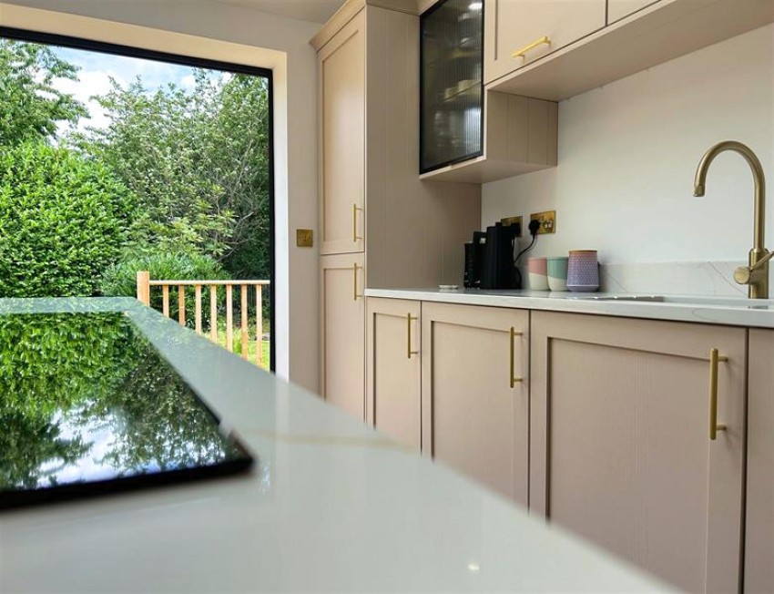 Images for Arcadia Avenue, Sale
