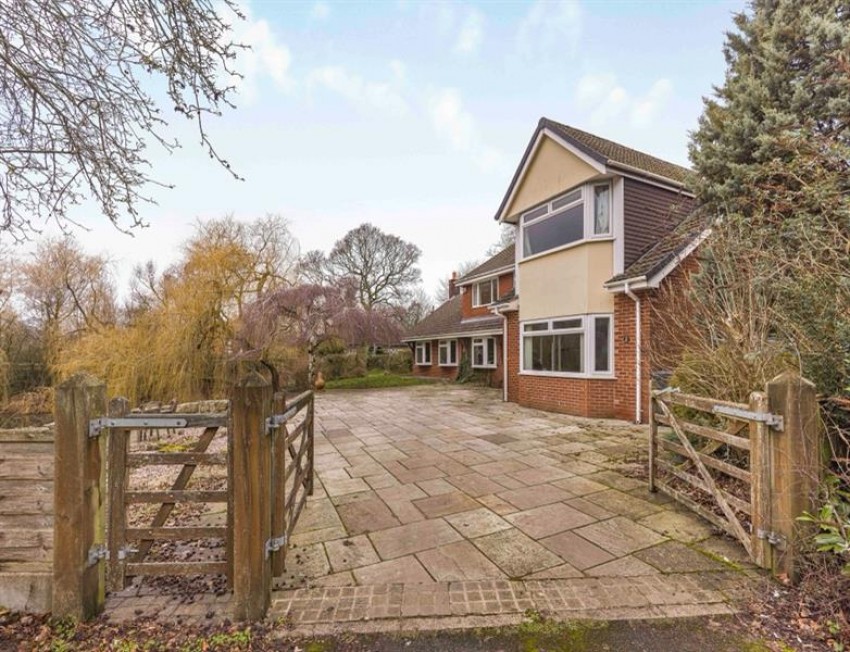 Images for Lakelands Close, Macclesfield