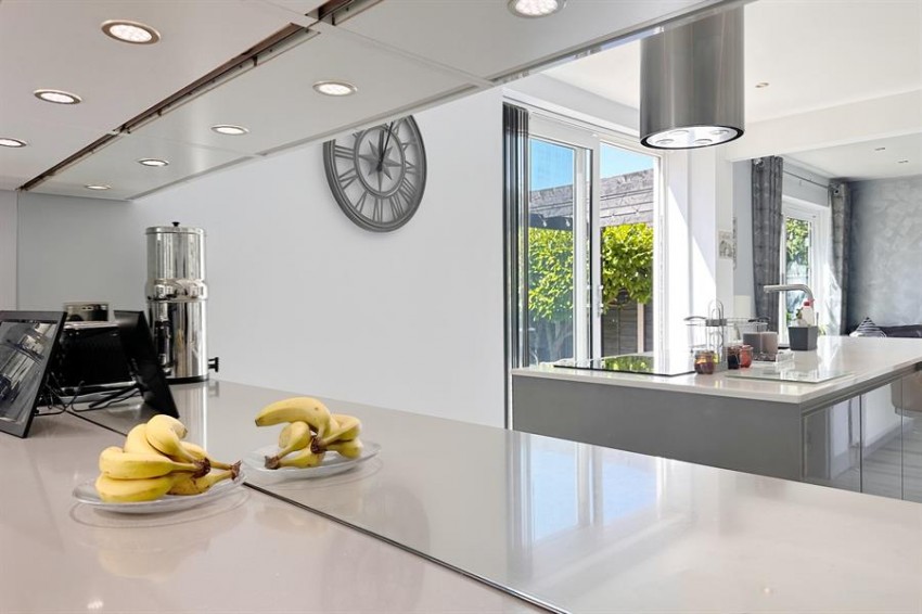 Images for Newstead Close, Poynton