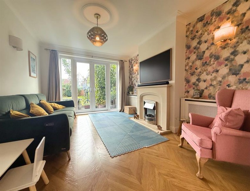 Images for Somerton Avenue, Sale