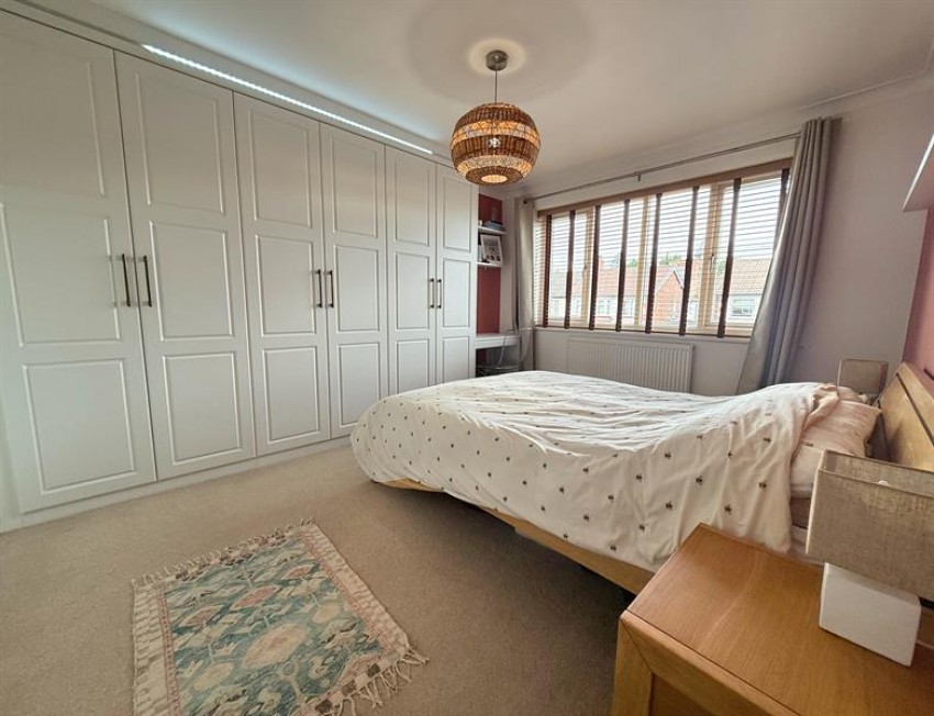 Images for Somerton Avenue, Sale