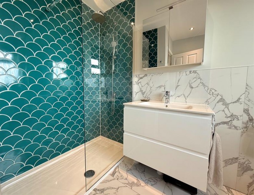 Images for Somerton Avenue, Sale