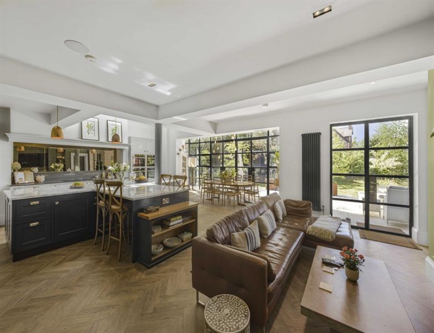 Images for Alan Drive, Hale