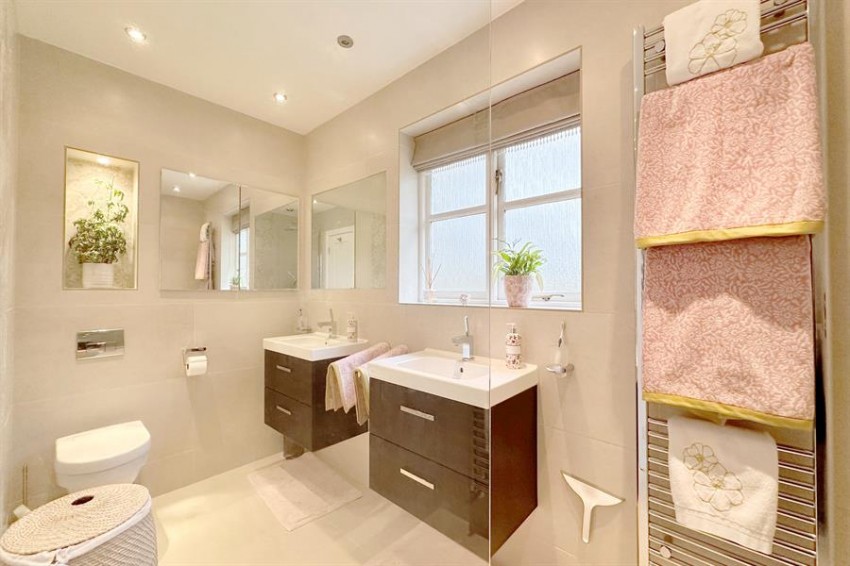 Images for Woodside Lane, Poynton