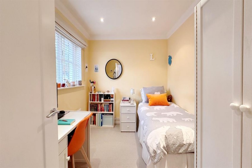 Images for Woodside Lane, Poynton