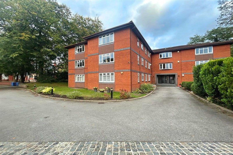 Woodbourne Road, Sale