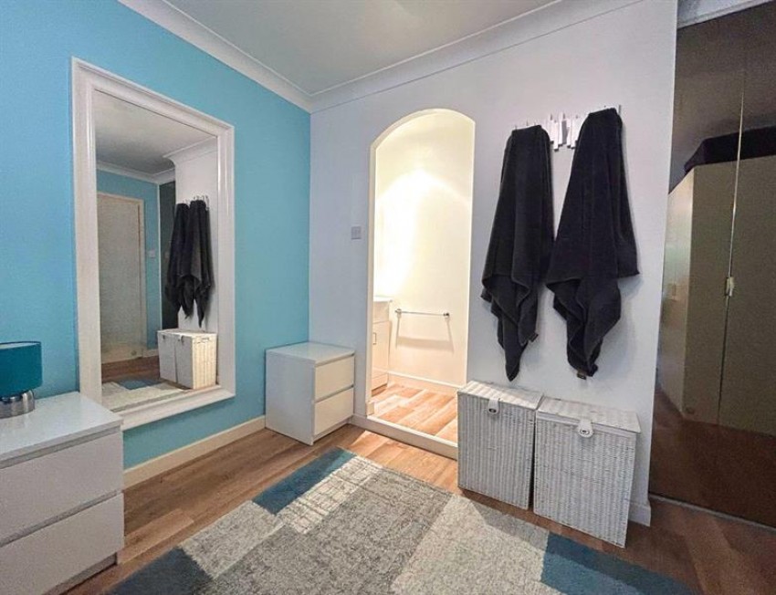 Images for Woodbourne Road, Sale
