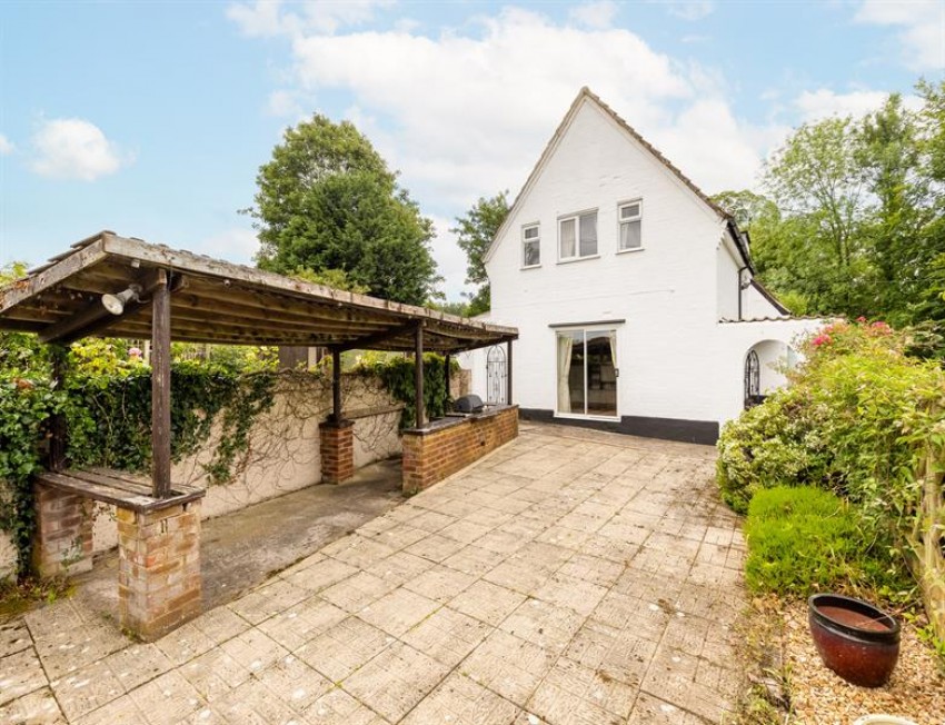Images for Heath Green House - 4.73 acres, outbuildings and four bedroom house 