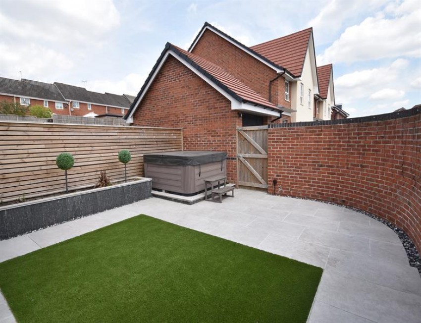Images for Treacle Avenue, Macclesfield