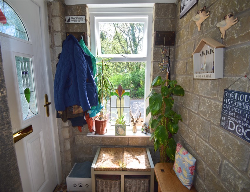 Images for 5a New Road, Buxworth, High Peak