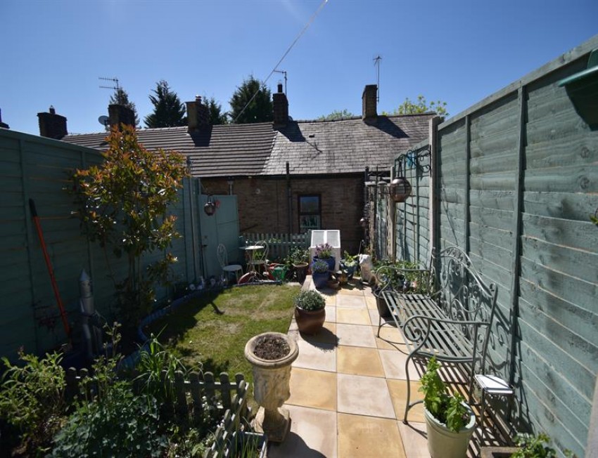 Images for 5a New Road, Buxworth, High Peak