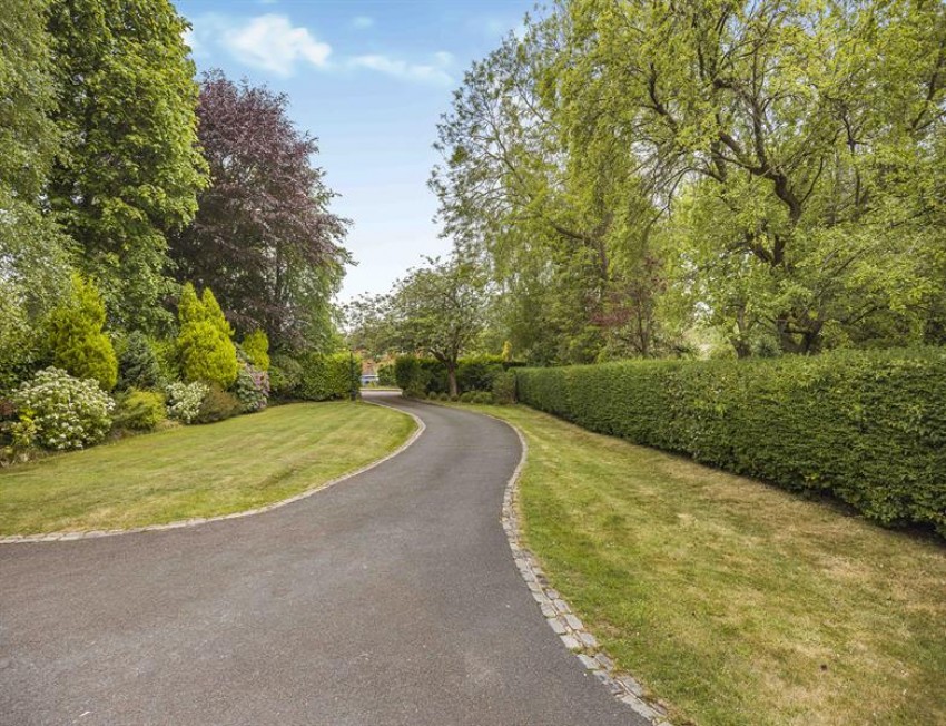 Images for Meadow Drive, Prestbury, Macclesfield
