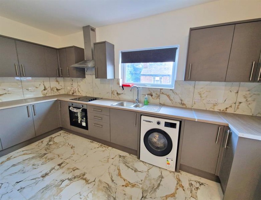 Images for 352 Grimshaw Lane, Middleton, Manchester