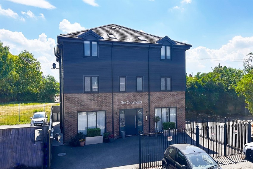 Images for Park Lane, Poynton