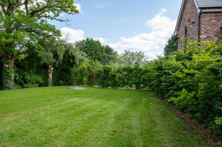 Images for Wornish Nook, Somerford Booths