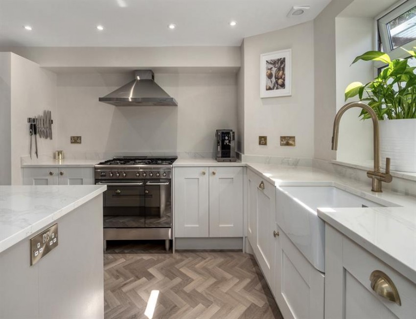 Images for Moss Lane, Alderley Edge