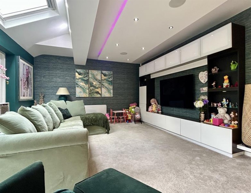 Images for Helston Grove, Heald Green