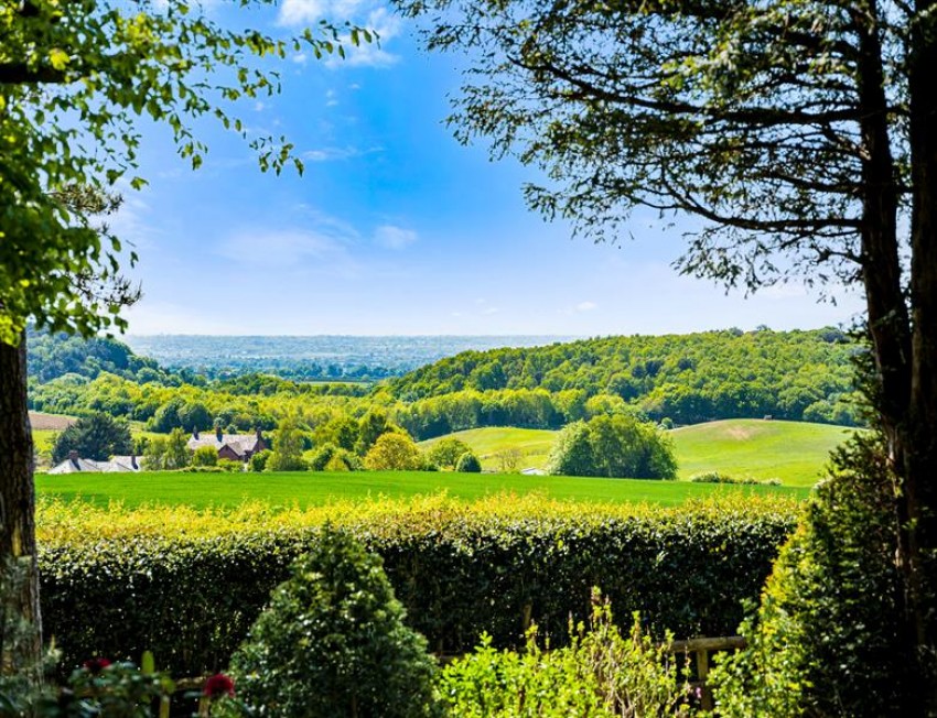 Images for Incredible 8435 square feet property with sensational views in Crossley Park