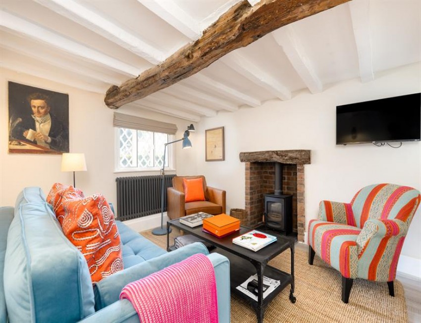 Images for Exquisite refurbished cottage with large garden and rural views in Beston