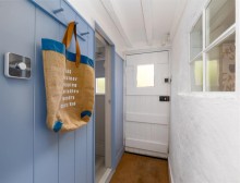 Images for Exquisite refurbished cottage with large garden and rural views in Beston